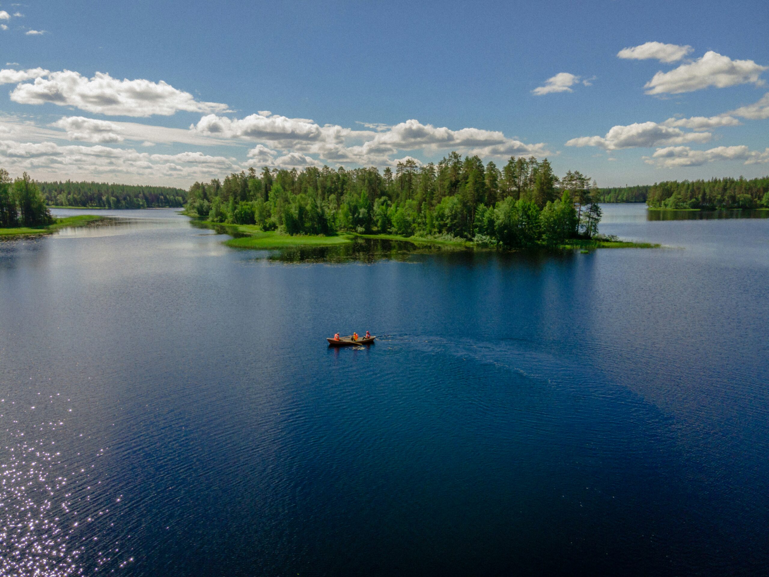 Kesän asukastapahtumat alkavat laineiden liplatuksella